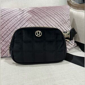 Lululemon belt bag